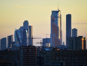 大连五一广场房产中心，城市繁华的见证与未来居住的展望大连五一广场房产中心工作时间